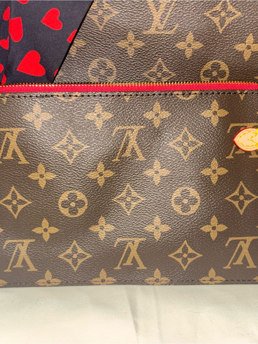 Louis Vuitton MM Monogram Neverfull with red interior - Picture 5 of 16